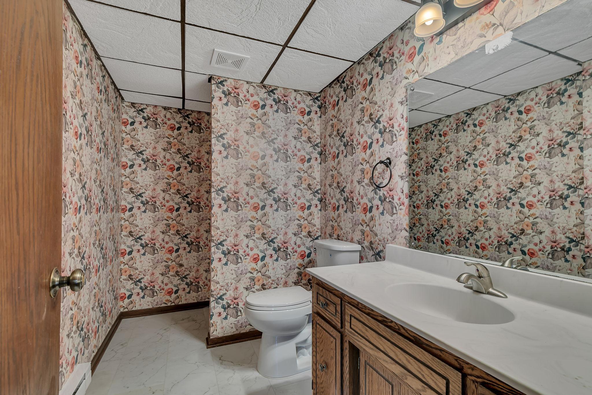 3/4 bath in the lower