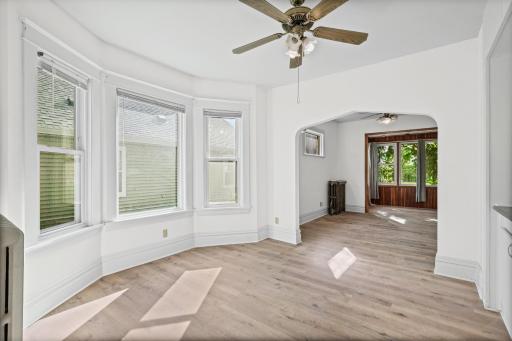 1227 Thomas Avenue, Saint Paul, MN 55104