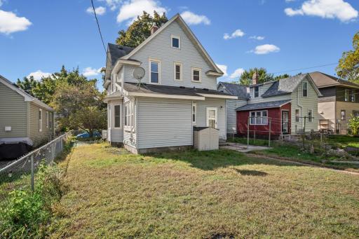 1227 Thomas Avenue, Saint Paul, MN 55104