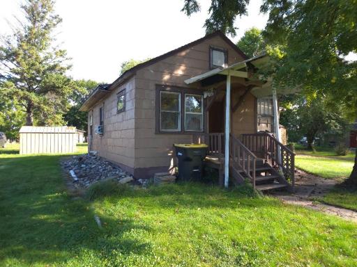 206 E Depue Avenue, Olivia, MN 56277