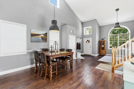 3291 N View Lane, Woodbury, MN 55125