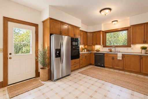 1663 Berkeley Avenue, Saint Paul, MN 55105