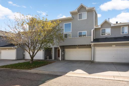 657 Kingfisher Lane, C, Woodbury, MN 55125
