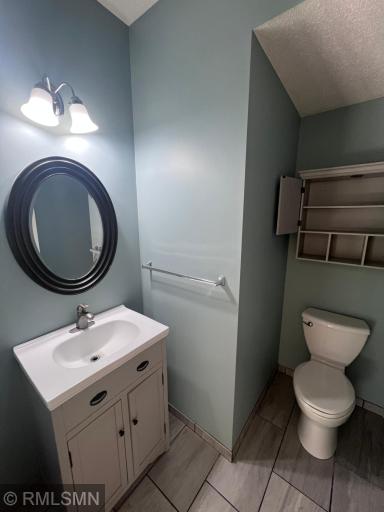 15715 Fox Circle, Apple Valley, MN 55124