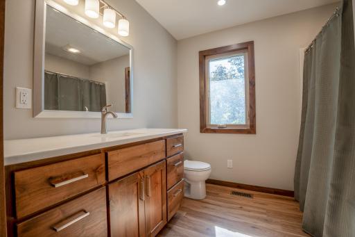 21000 Highway 9 NE, New London, MN 56273
