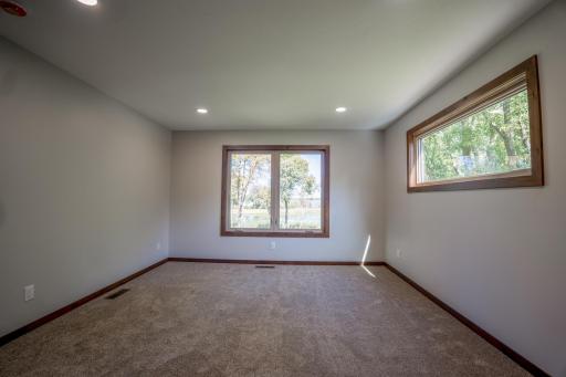 21000 Highway 9 NE, New London, MN 56273