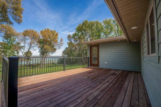 21000 Highway 9 NE, New London, MN 56273