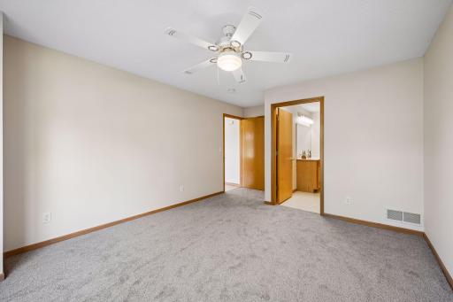 19107 Jackson Court NW, Elk River, MN 55330