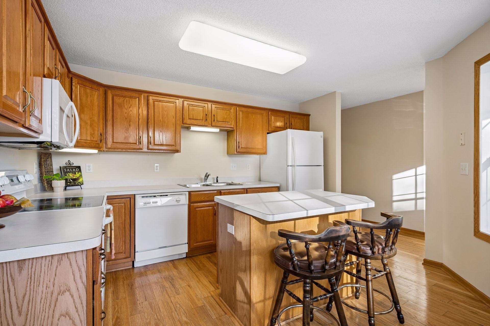 Another view of the kitchen.