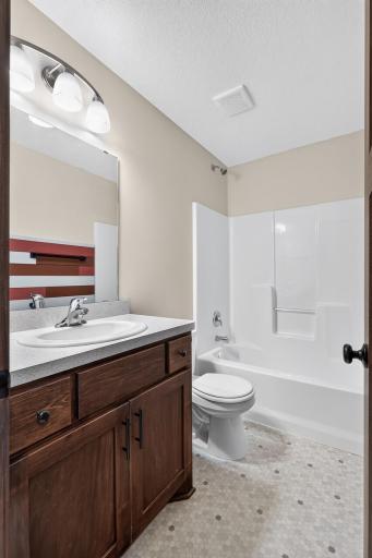 386 Neisen Avenue W, Delano, MN 55328