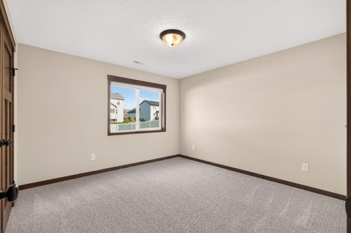 386 Neisen Avenue W, Delano, MN 55328