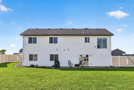 386 Neisen Avenue W, Delano, MN 55328