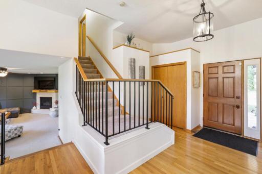 17500 82nd Ave N - MLS Sized - 002 - 02 Foyer.jpg