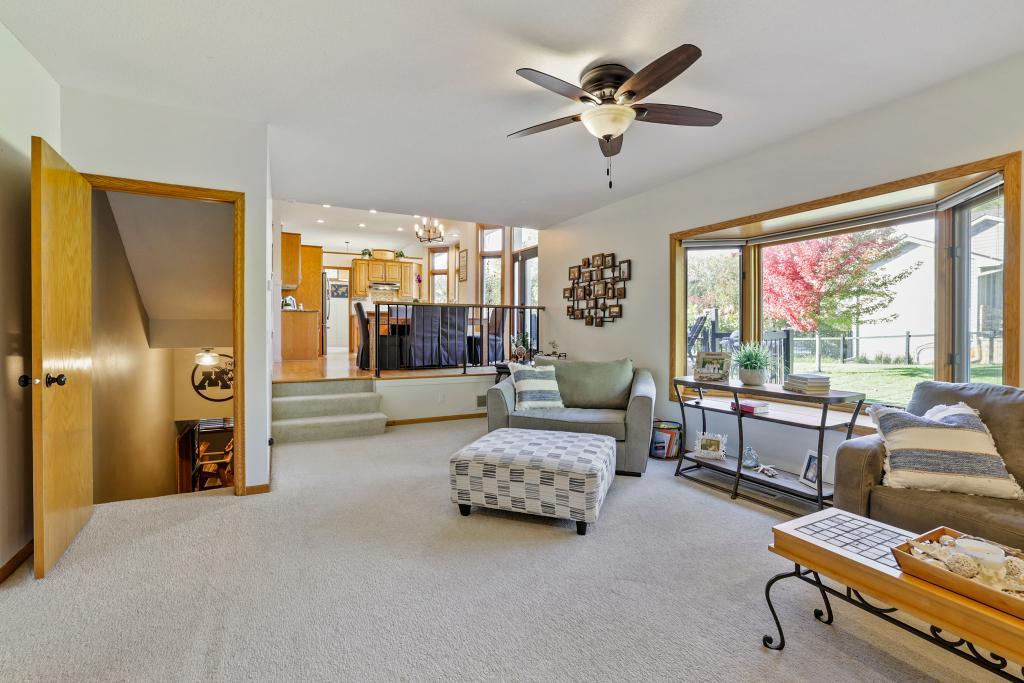 17500 82nd Ave N - MLS Sized - 014 - 14 Family Room.jpg