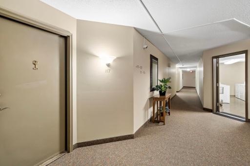 135 Viking Drive E, 117, Little Canada, MN 55117