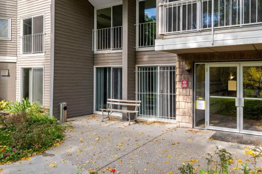135 Viking Drive E, 117, Little Canada, MN 55117