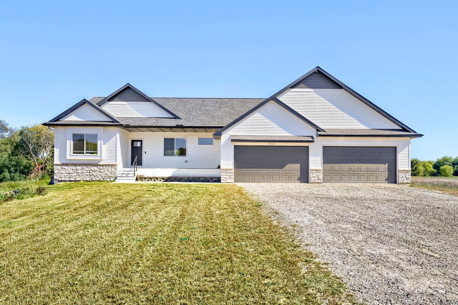 Property photo for 33021 Fenway Avenue, Stacy, MN 55079