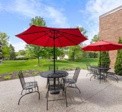 4 Pine Tree Drive, 212, Saint Paul, MN 55112