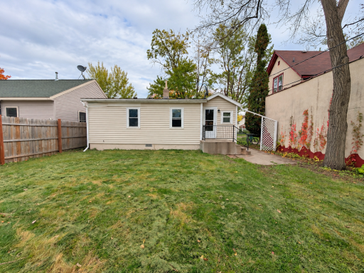 1041 17th Avenue S, Saint Cloud, MN 56301