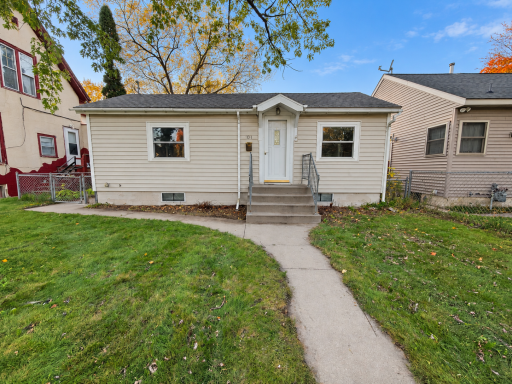 1041 17th Avenue S, Saint Cloud, MN 56301