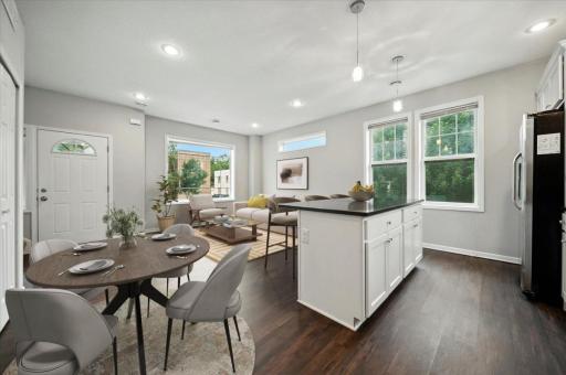 600 W 32nd Street, 4, Minneapolis, MN 55408