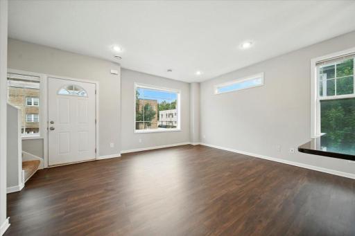 600 W 32nd Street, 4, Minneapolis, MN 55408