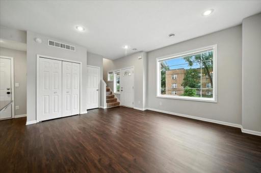 600 W 32nd Street, 4, Minneapolis, MN 55408