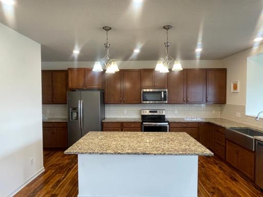 18121 Goldfinch Way, Lakeville, MN 55044
