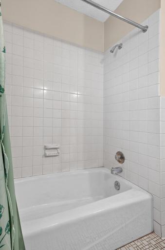 3861 Polk Street NE, Columbia Heights, MN 55421