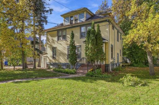 1024 7th Street N, Fargo, ND 58102