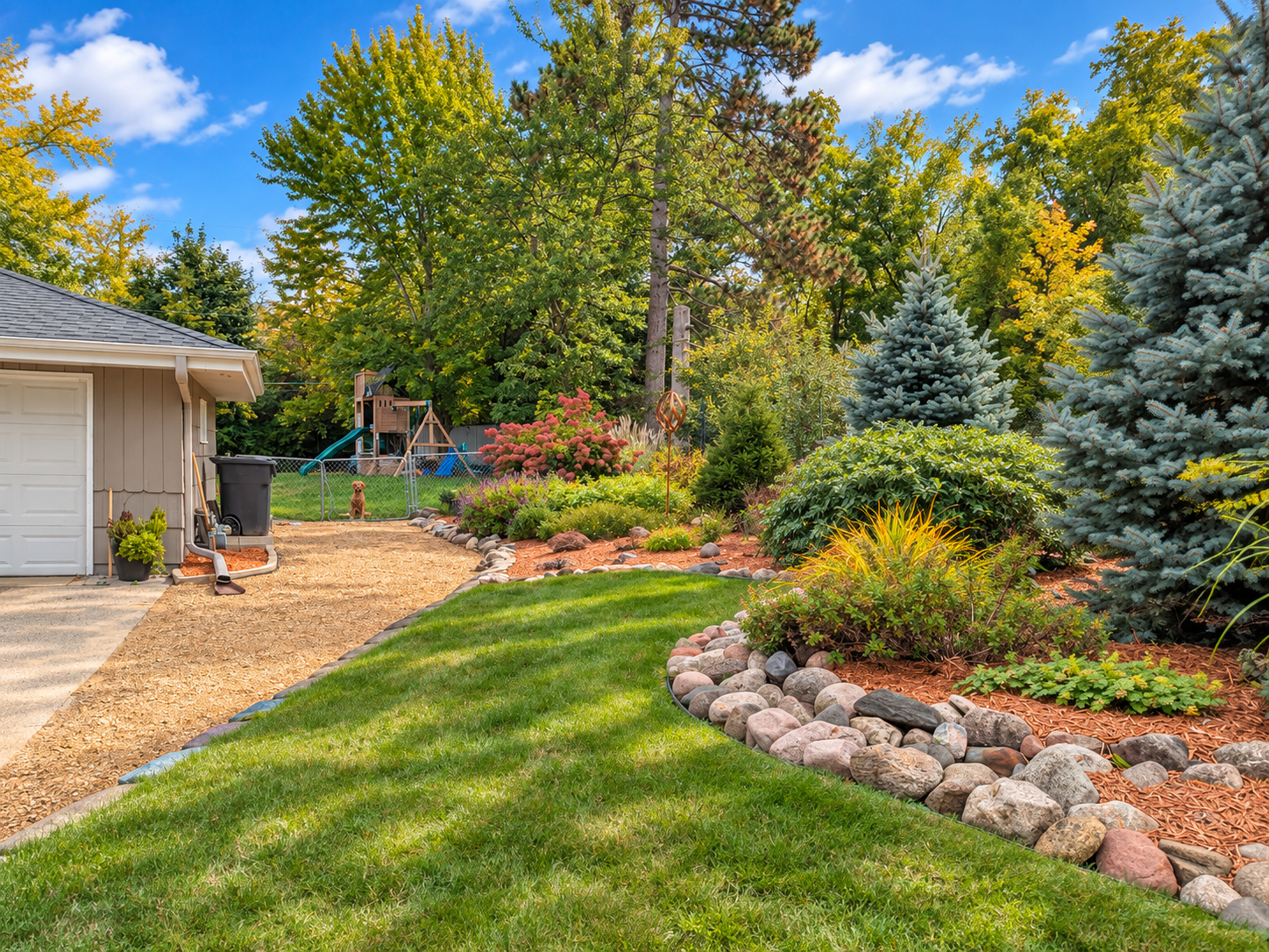14913 Sharon Ln, Burnsville