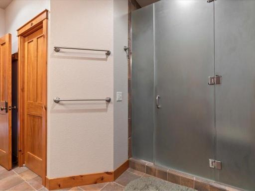 9800 Trails End Road, Pequot Lakes, MN 56472