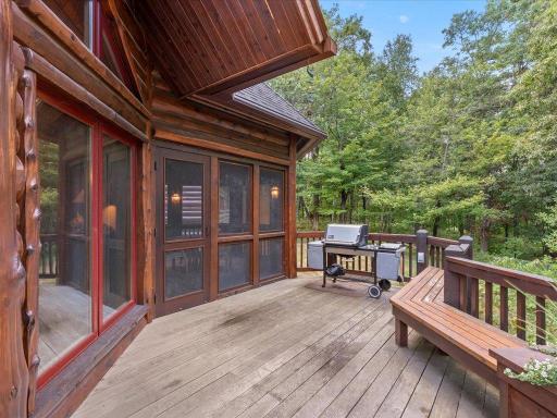 9800 Trails End Road, Pequot Lakes, MN 56472