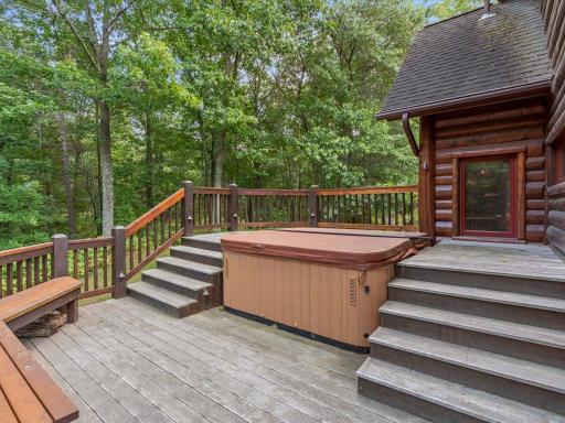 9800 Trails End Road, Pequot Lakes, MN 56472