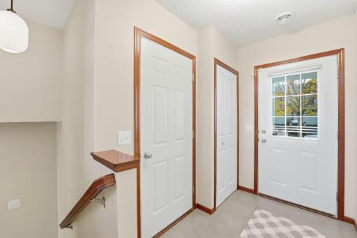 5132 Farnham Drive N, Hugo, MN 55038