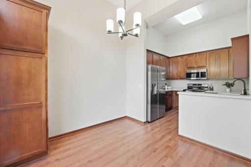 5132 Farnham Drive N, Hugo, MN 55038