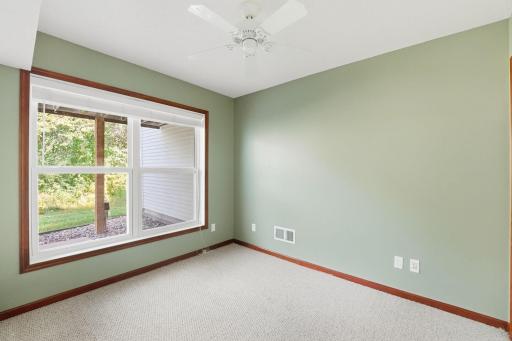 5132 Farnham Drive N, Hugo, MN 55038