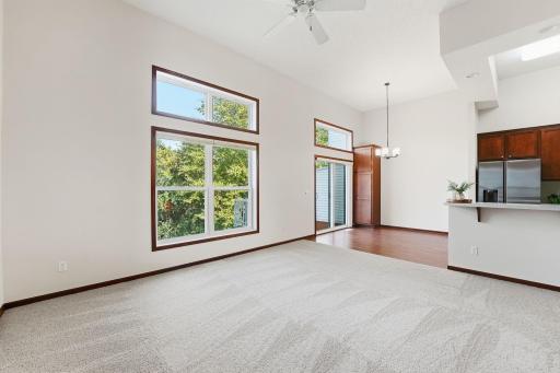 5132 Farnham Drive N, Hugo, MN 55038