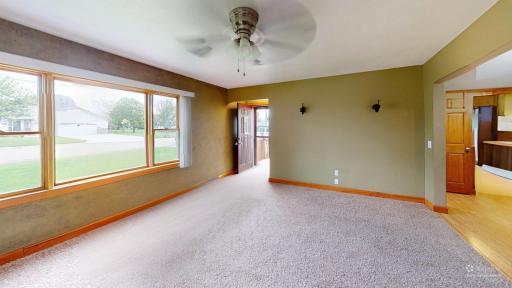 480-Hazeltine-Pl-NE-Living-Room-Defurnished.jpg