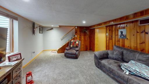 480 Hazeltine Place NE, Owatonna, MN 55060