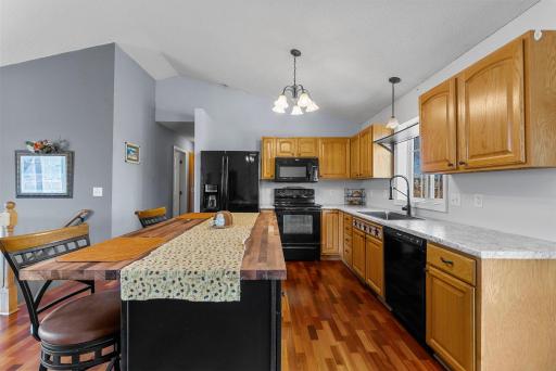 12904 7th Avenue S, Zimmerman, MN 55398