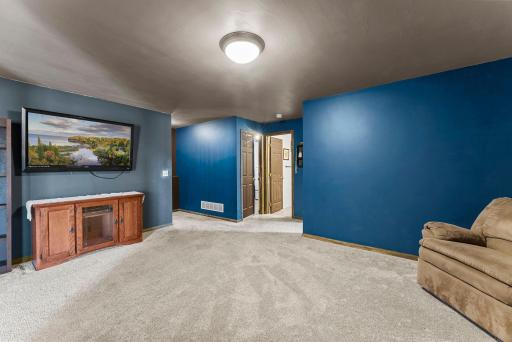 12904 7th Avenue S, Zimmerman, MN 55398