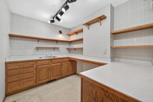 1220 118th Avenue NW, Coon Rapids, MN 55448