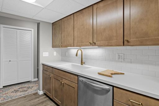 8013 Xerxes Avenue S, B103, Bloomington, MN 55431