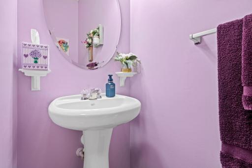 629 Sutherland Drive, Woodbury, MN 55129