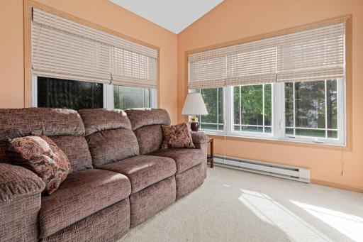 629 Sutherland Drive, Woodbury, MN 55129