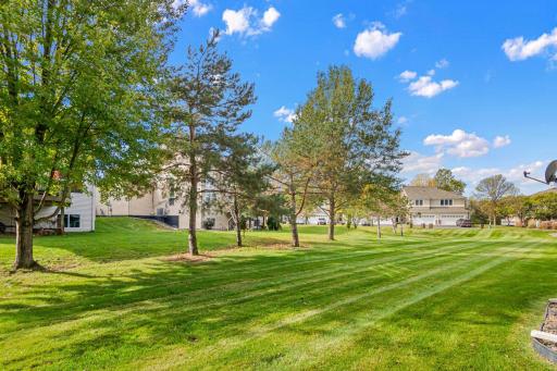 629 Sutherland Drive, Woodbury, MN 55129