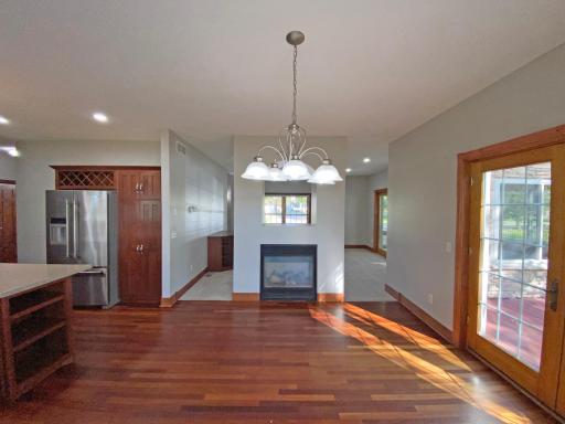 11405 W Laketowne Drive, Albertville, MN 55301