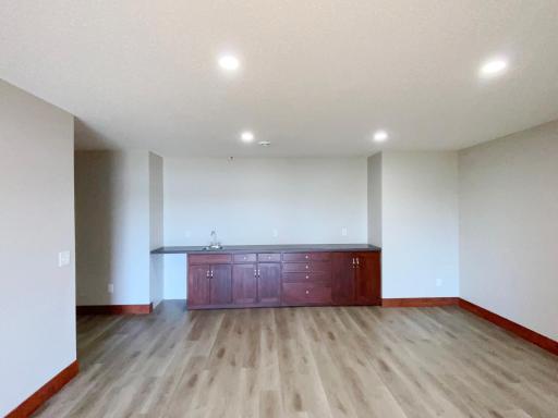 11405 W Laketowne Drive, Albertville, MN 55301