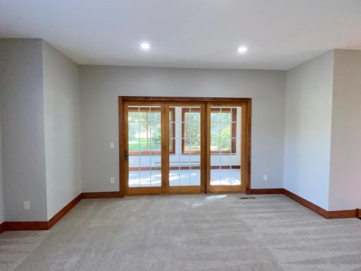 11405 W Laketowne Drive, Albertville, MN 55301